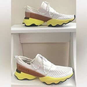 SOREL Kinetic Impact Lace Sneakers Women's White/Yellow Size 7